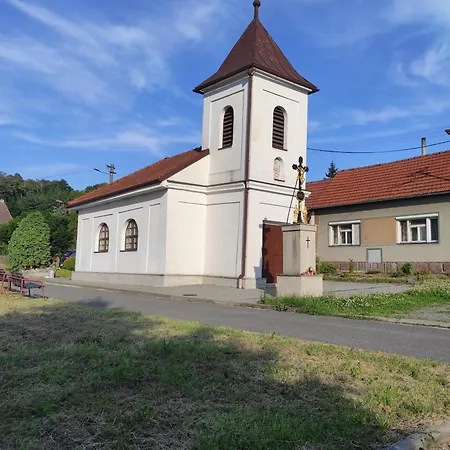 V Přízemí Rd - Terasa, Bazén, Zahrada Apartamento