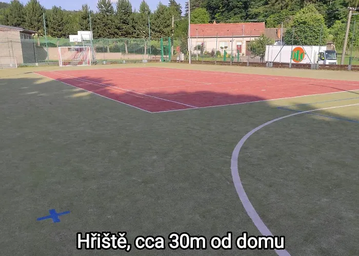 V Prizemi Rd - Terasa, Bazen, Zahrada Apartman *